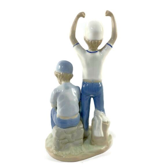 Baseball Winner Looser Figurine Vintage 1989 Paul Sebastian 9" Tall - Picture 3 of 9